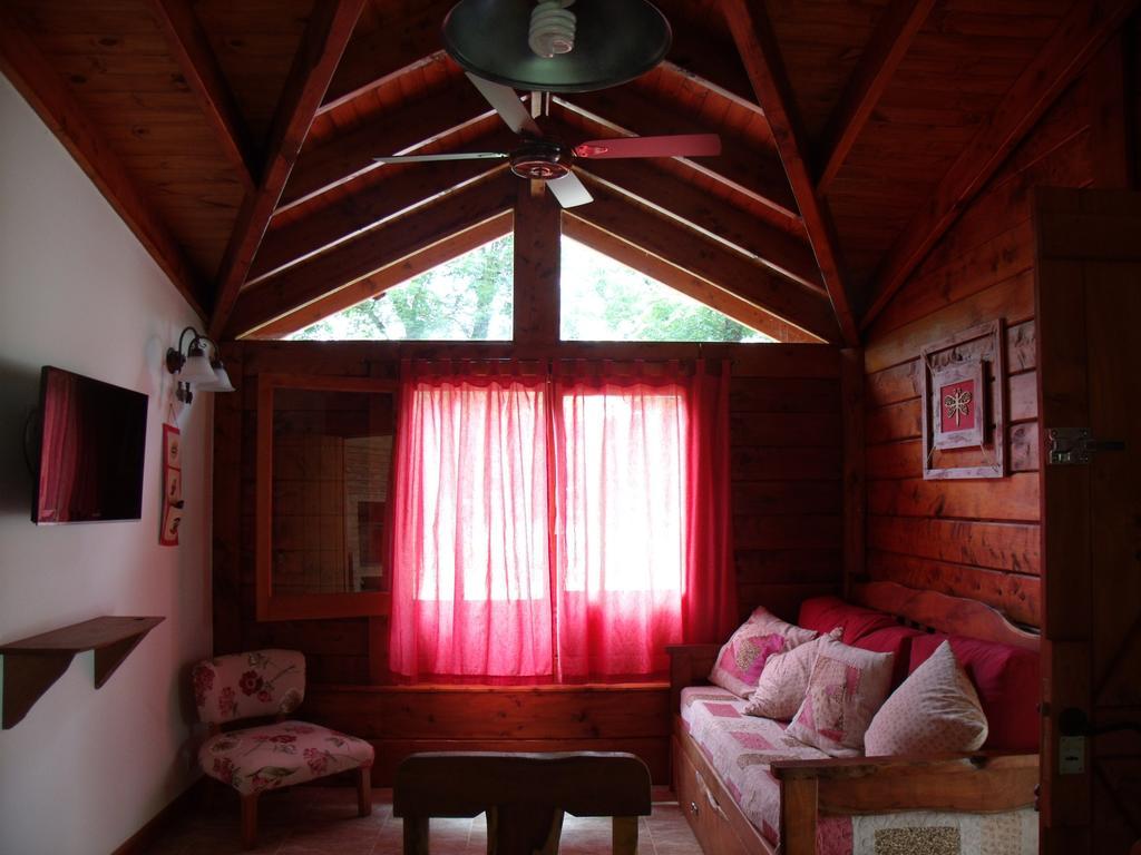 Cabanas De Colores Los Reartes Rom bilde